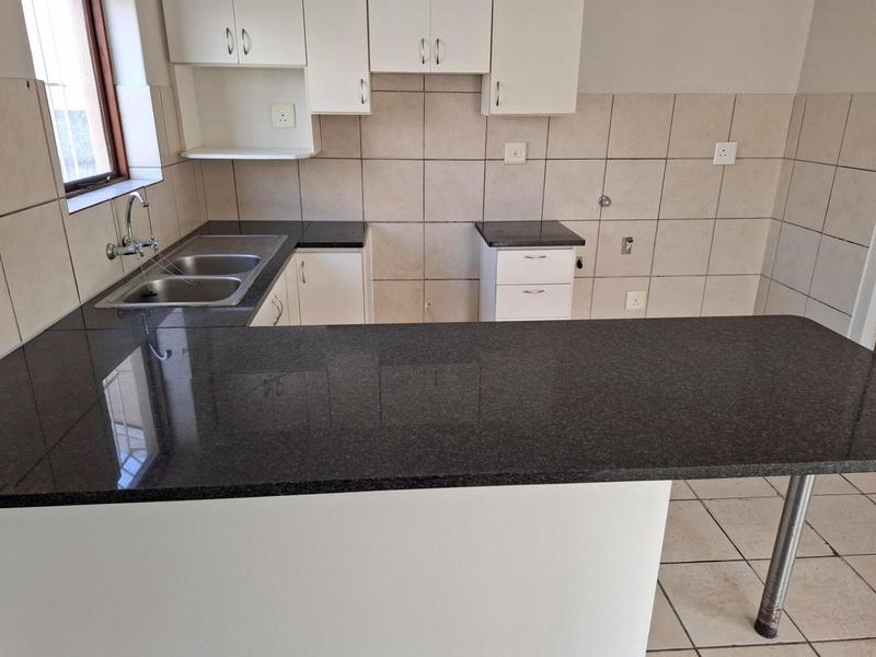 3 Bedroom Property for Sale in Marinda Park Western Cape
